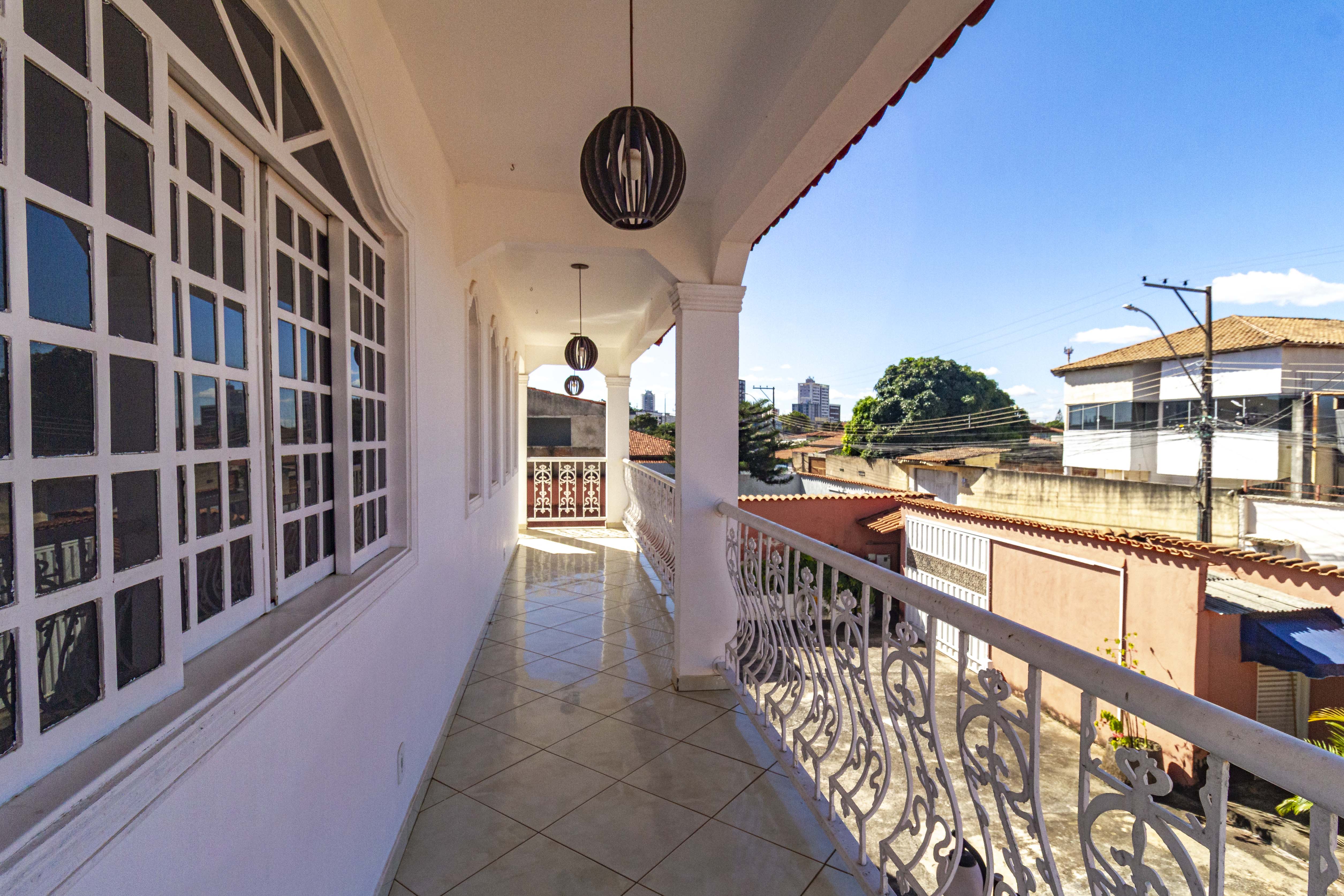 Casa  6 Quartos  2 Suítes  Varanda | Piscina | Churasqueria | Nascente | 6 Vgs|Sobrado — foto 40
