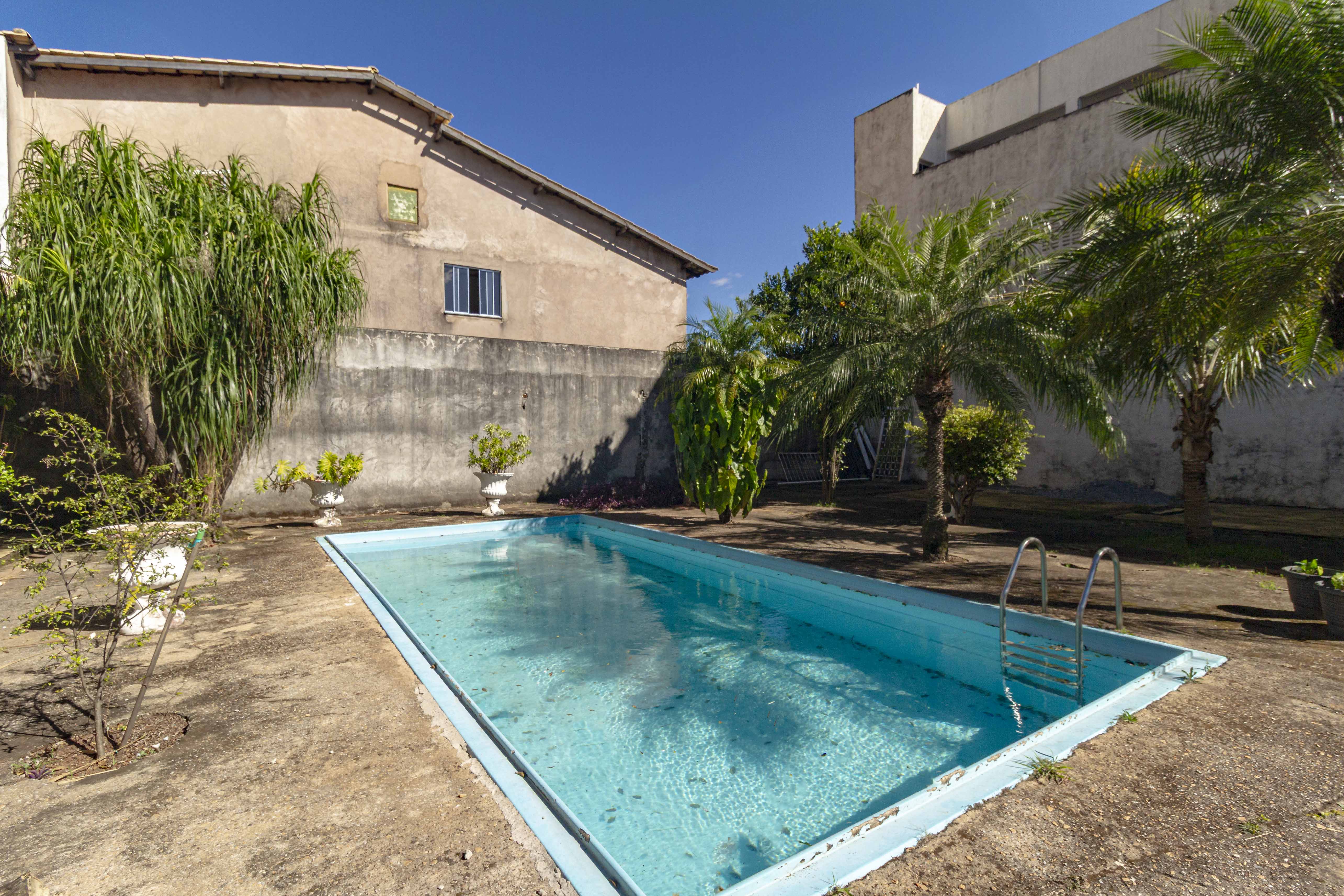 Casa  6 Quartos  2 Suítes  Varanda | Piscina | Churasqueria | Nascente | 6 Vgs|Sobrado — foto 42