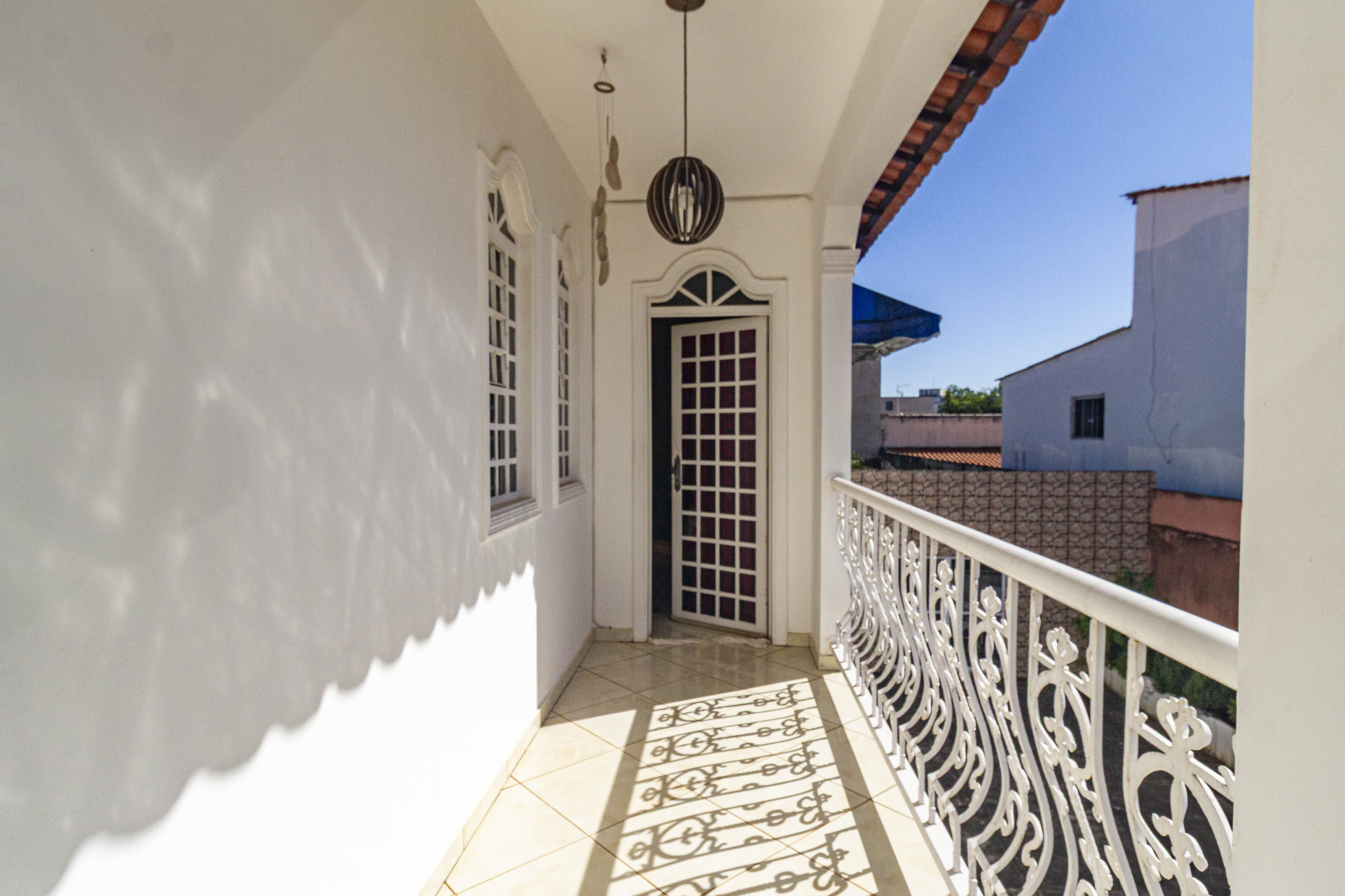 Casa  6 Quartos  2 Suítes  Varanda | Piscina | Churasqueria | Nascente | 6 Vgs|Sobrado — foto 41