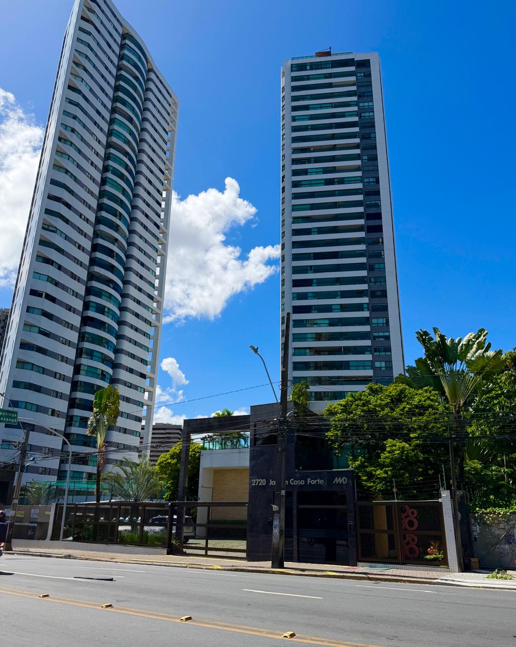 Casa forte apto 4stes 207m2 andar alto em Casa Forte, Recife – PE