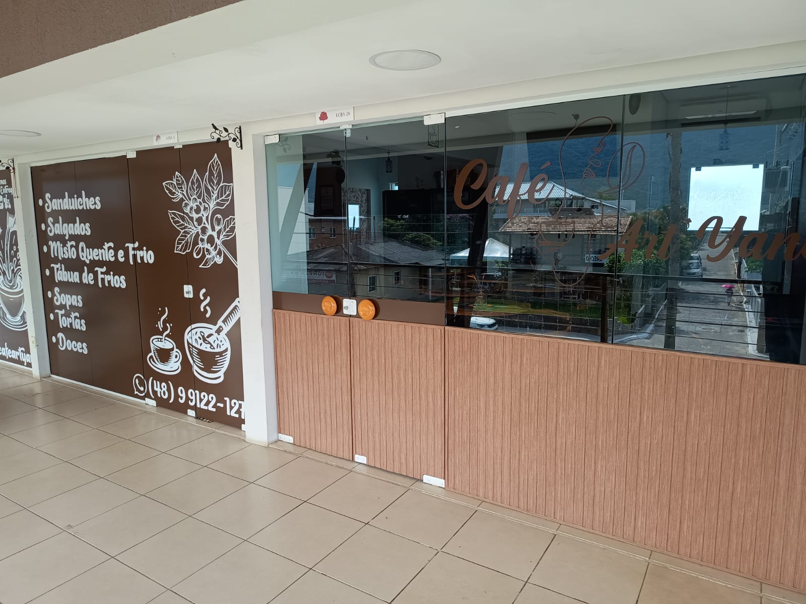 CAFETERIA/ RESTAURANTE/ KARAOKE — foto 5
