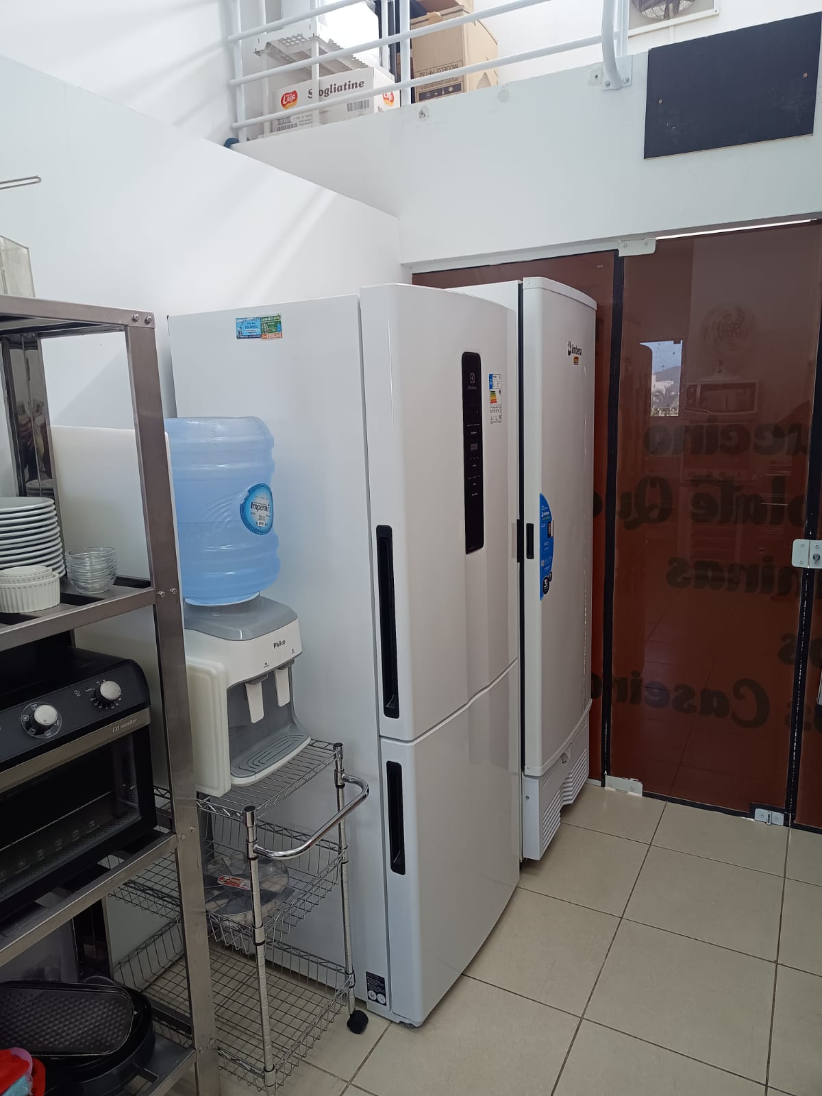 CAFETERIA/ RESTAURANTE/ KARAOKE — foto 4