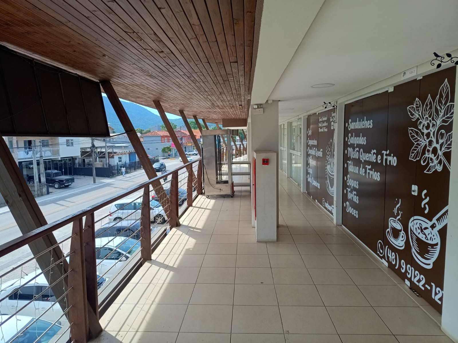 CAFETERIA/ RESTAURANTE/ KARAOKE — foto 17