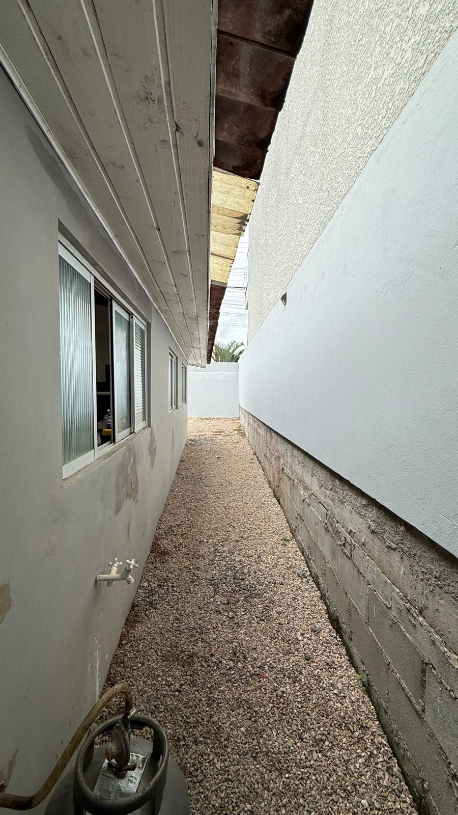 LINDO CASA NO RIO VERMELHO — foto 2