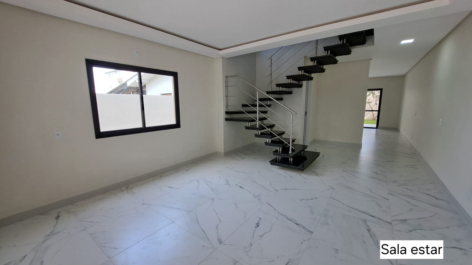 NOVO SOBRADO CANASVIEIRAS — foto 10